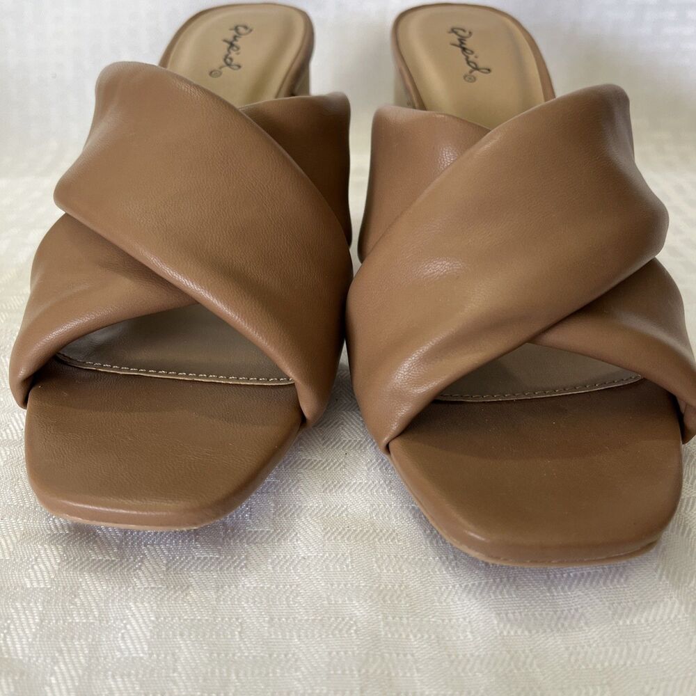 Qupid Strappy Block Heel Sandals Tan Womens 9 Slip On NWOT - Picture 6 of 8